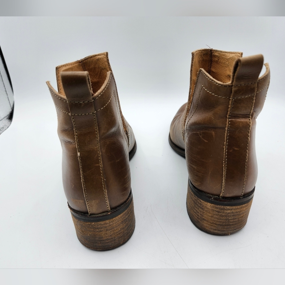 Diba Women's Brown Leather Ankle Booties Sz 8 - Picture 3 of 7